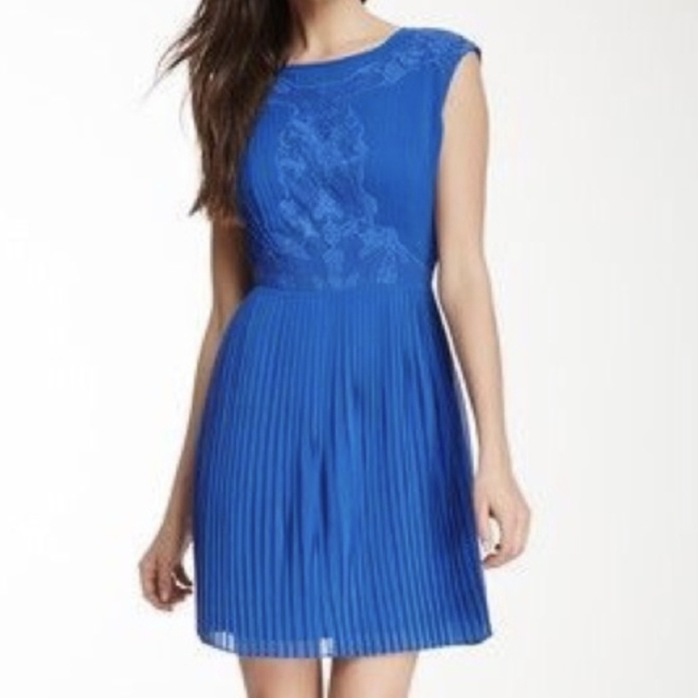Ted Baker Blue Pleated And Lace Dress 8